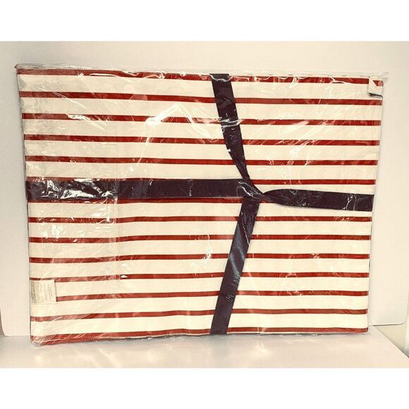 Placemats 4 Pk 100% Cotton Reversible Navy & Red Stripe Summer Stock Macy's NEW - Picture 2 of 3